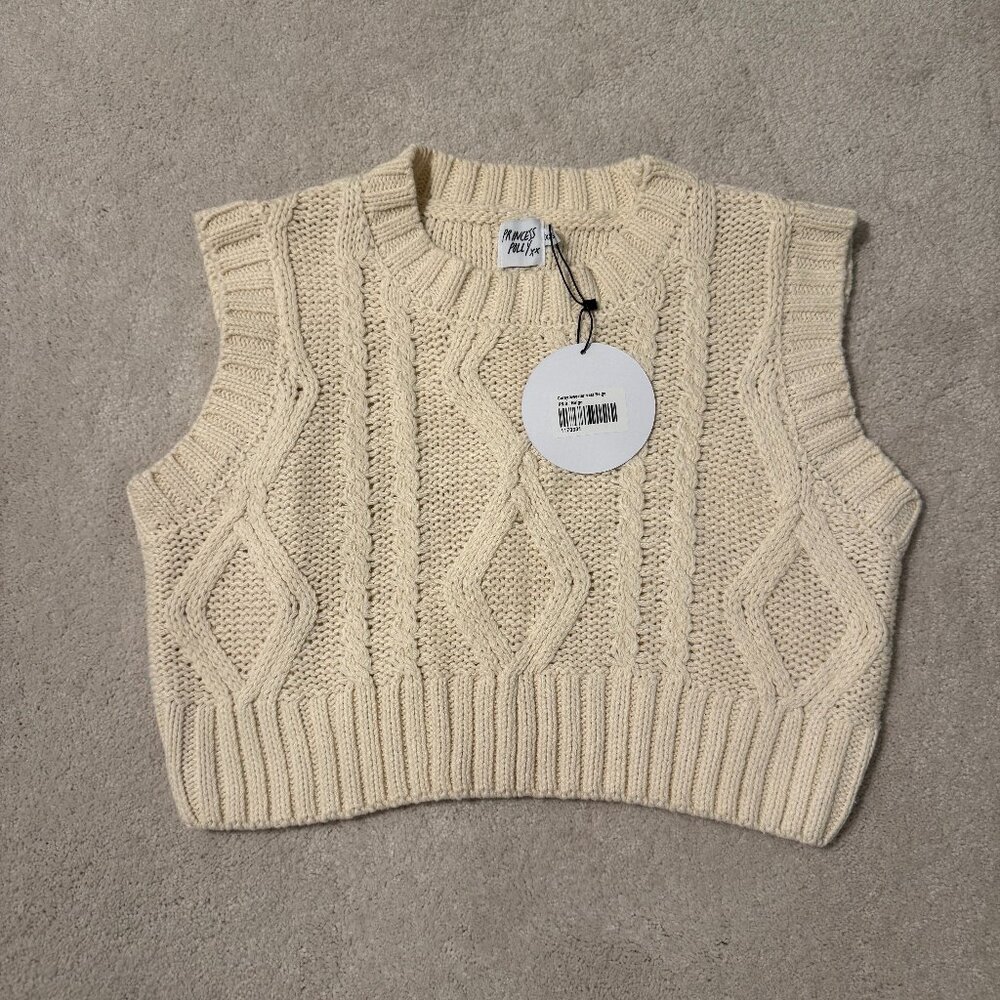 Cream Cropped Sweater Vest